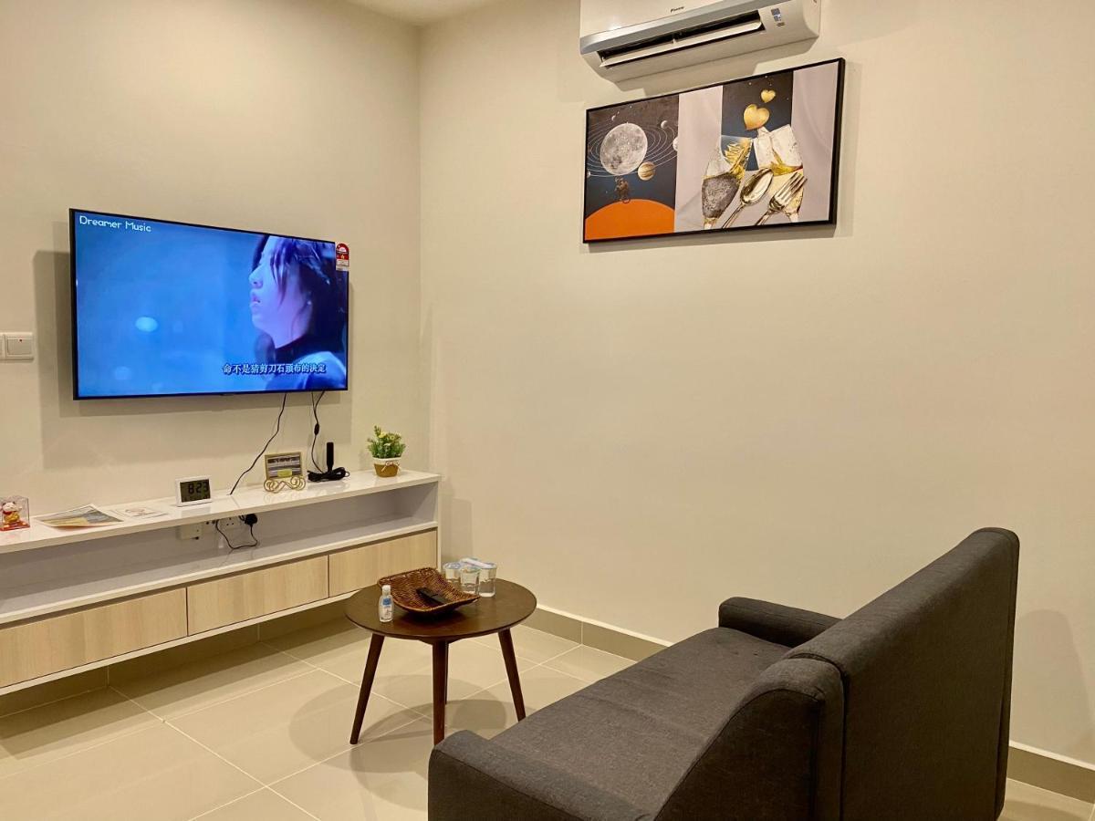 Kota Kinabalu City The Shore - Lucky 7 Homestay Екстериор снимка