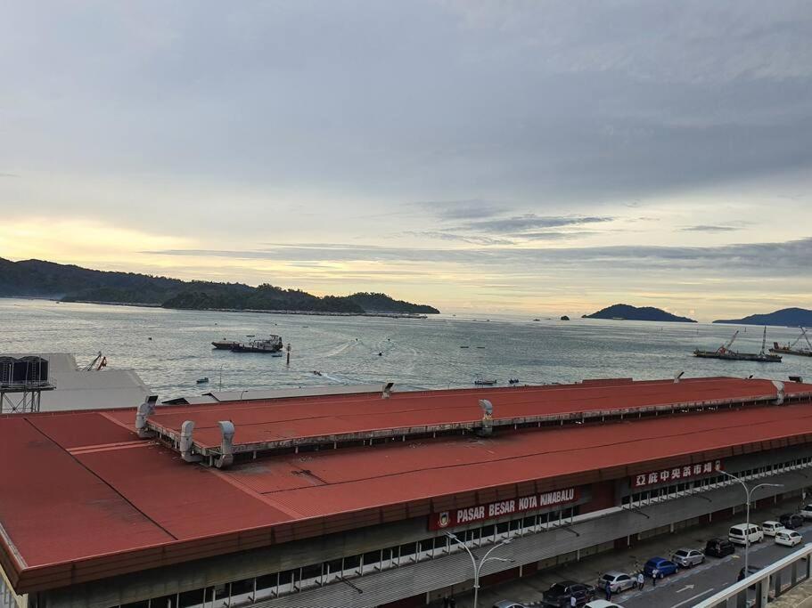 Kota Kinabalu City The Shore - Lucky 7 Homestay Екстериор снимка